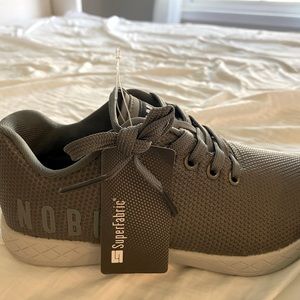 Grey no bull trainer sneaker never worn multiple laces